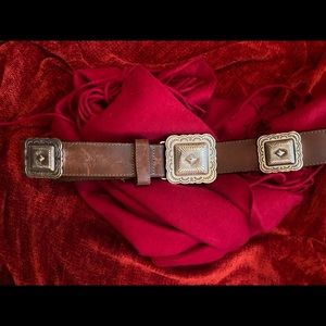Awesome vintage silver and brown leather belt.